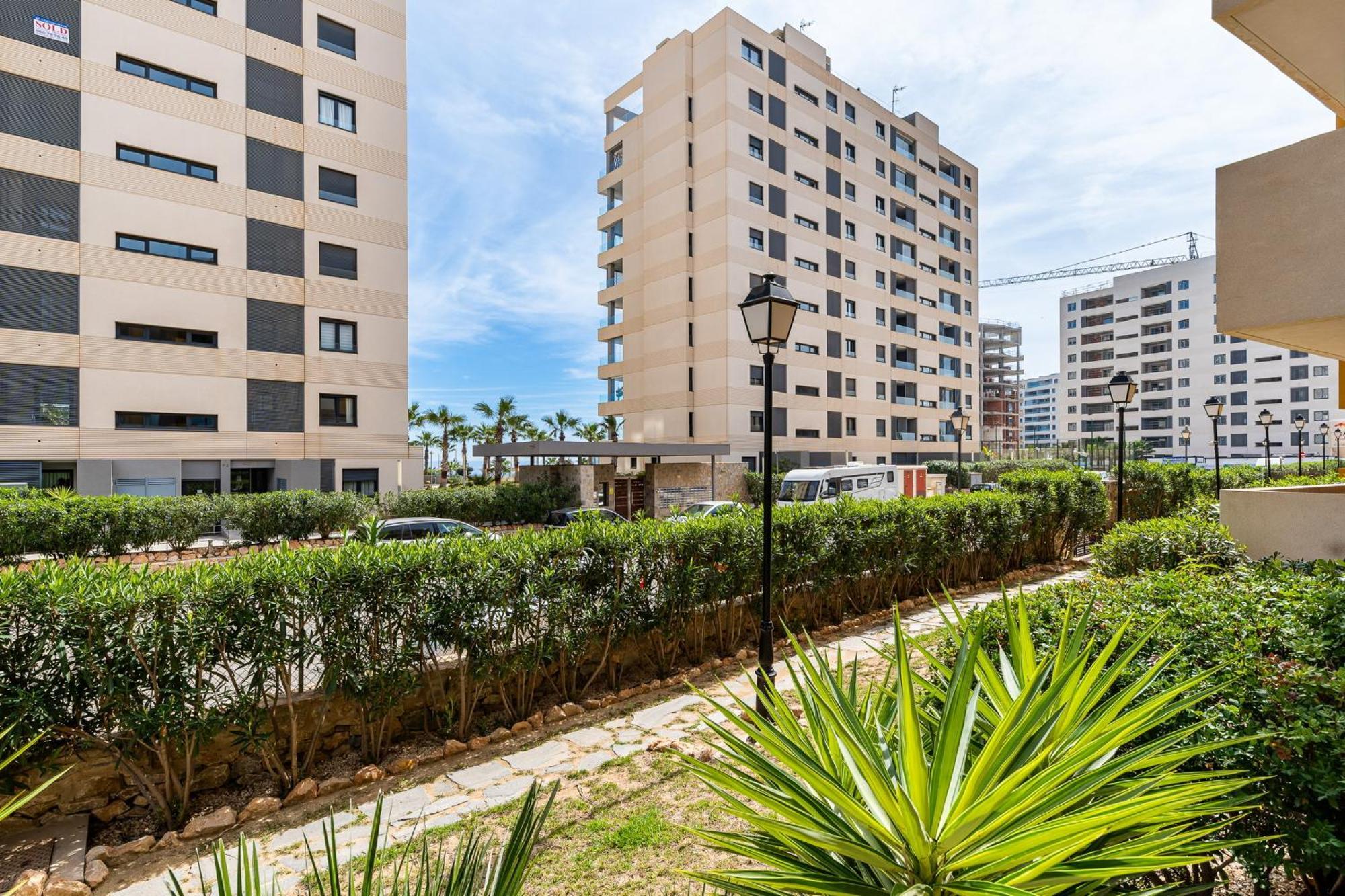 Tornado Apartamento Sunrise Torrevieja Ngoại thất bức ảnh