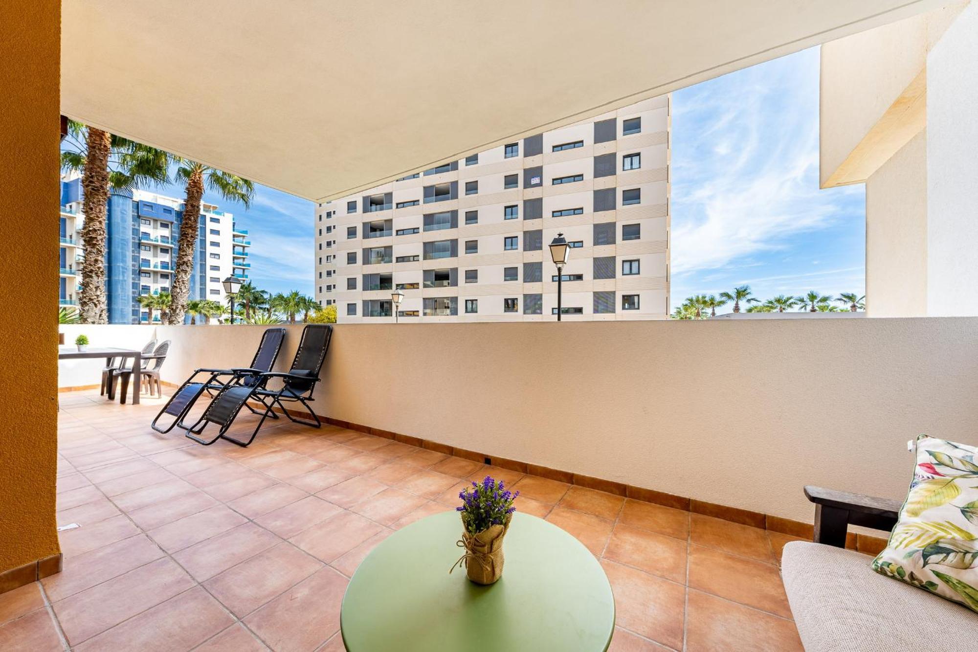 Tornado Apartamento Sunrise Torrevieja Ngoại thất bức ảnh