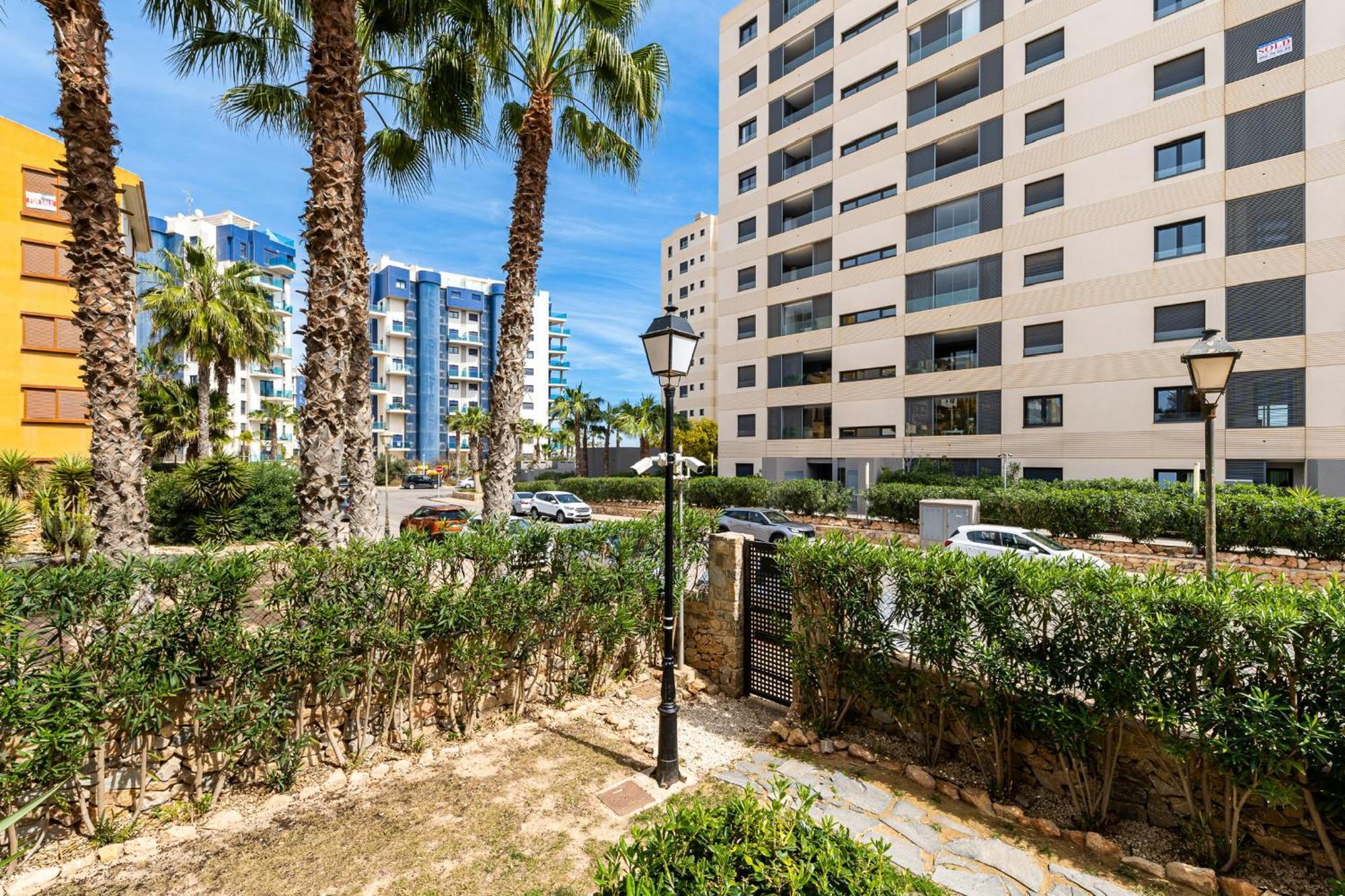 Tornado Apartamento Sunrise Torrevieja Ngoại thất bức ảnh